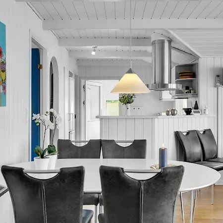 Gorgeous In With Sauna Holiday home *