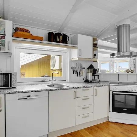 Holiday home Gorgeous In With Sauna