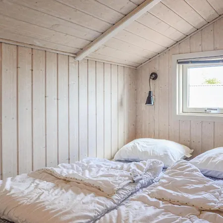 Holiday home Gorgeous In With Sauna *